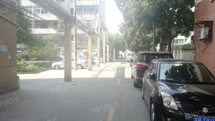 新苑一村外景图