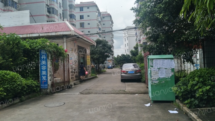 滨海小区外景图