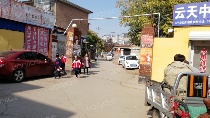 康乐小区外景图