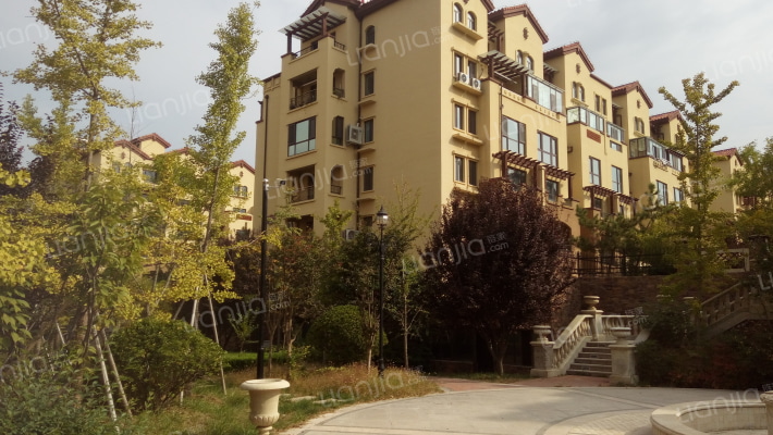 盛隆岭秀城外景图