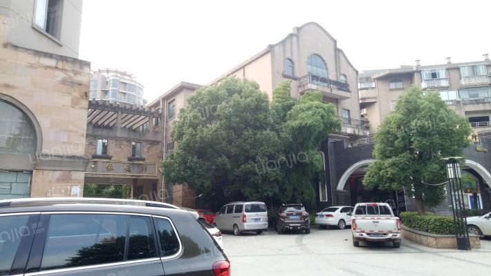 九洲·依云郡外景图