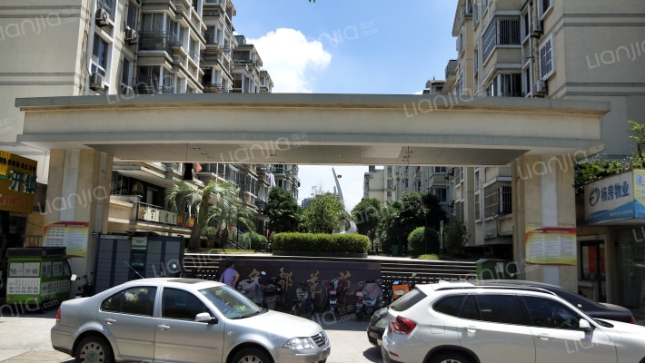 名都花苑东区外景图