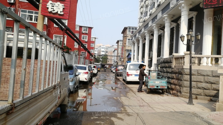 四开发西集资楼外景图