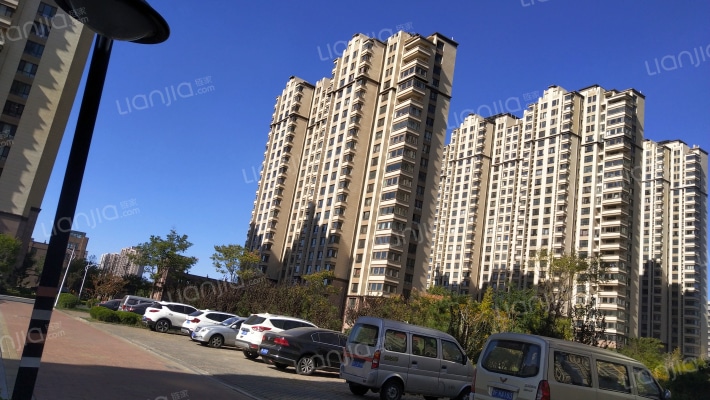 龙城国际外景图