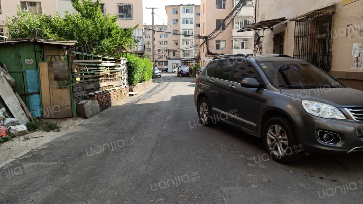 跃进小区外景图