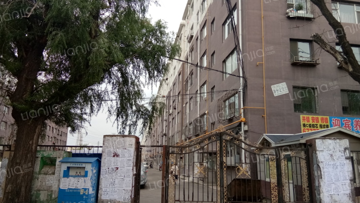 葡萄园小区外景图