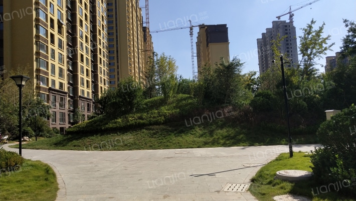 龙鑫佳苑外景图