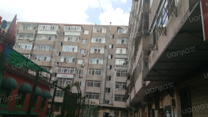 桦树小区C区外景图