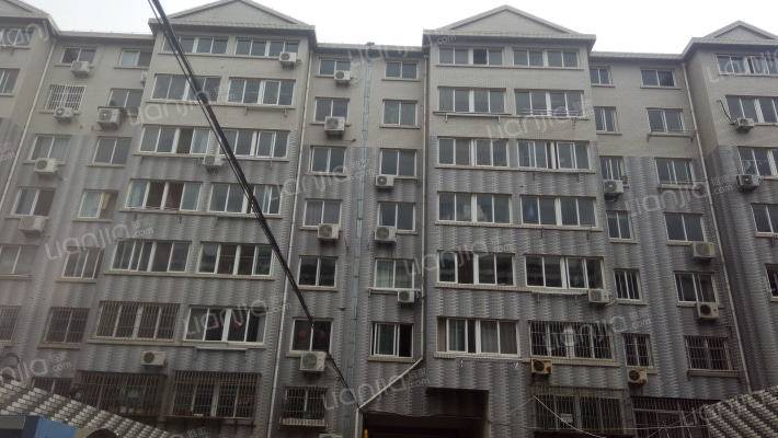 万阳公寓外景图