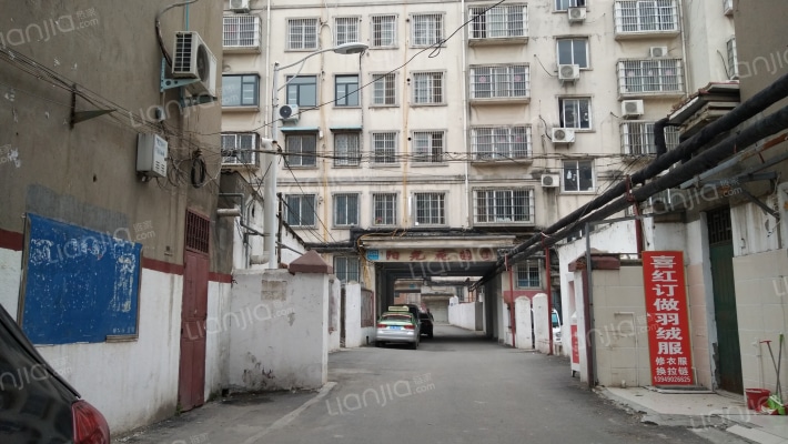 阳光花园外景图