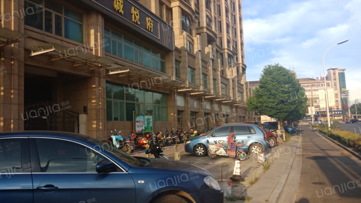 华诚悦府外景图