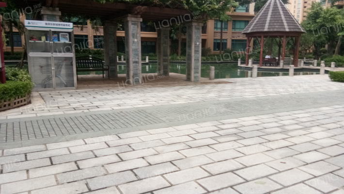 雅居乐英伦花园外景图