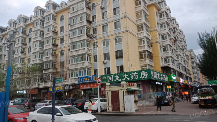 滨江凤凰城外景图