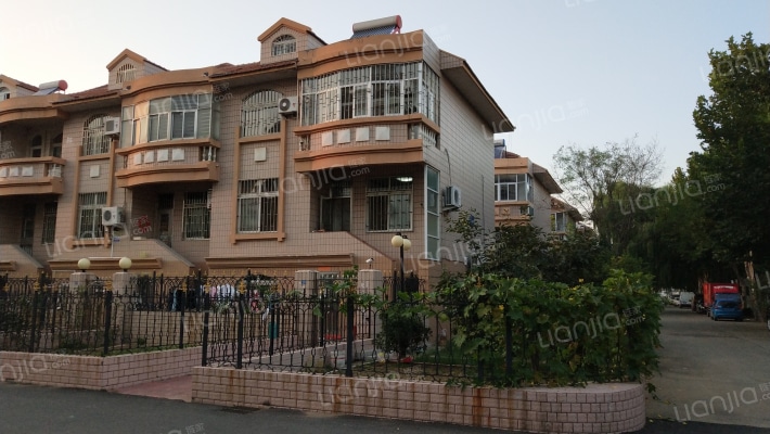 信特花园B区外景图