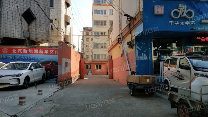 军供小区外景图