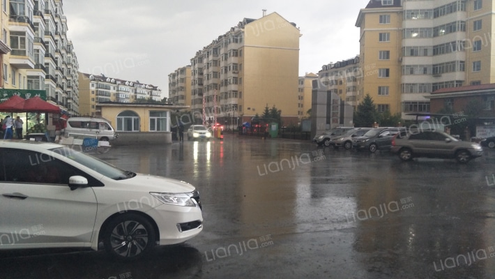 东方小区B区外景图