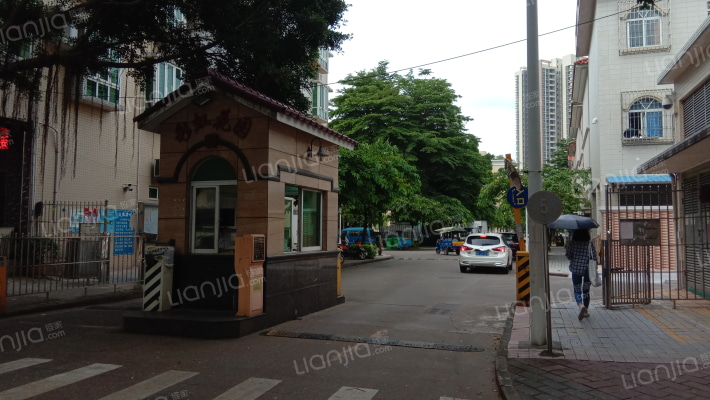 彩虹花园外景图