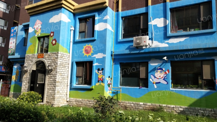 英伦上城外景图