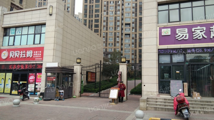 朗曼新城外景图