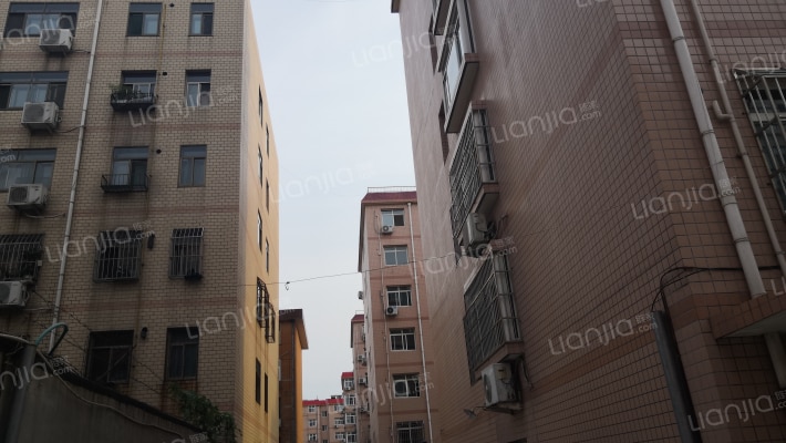 恒山西苑外景图