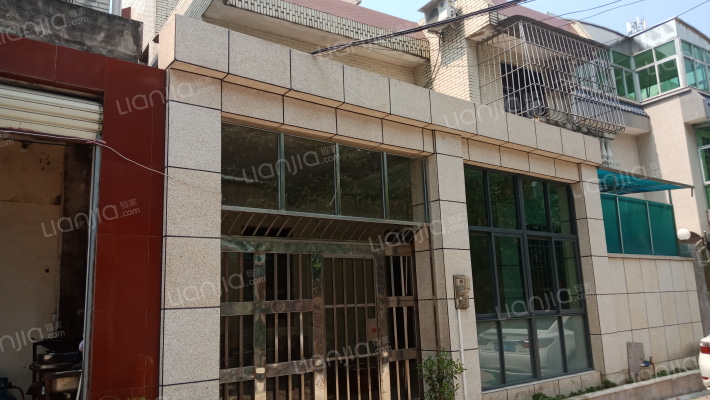 天湖山庄外景图