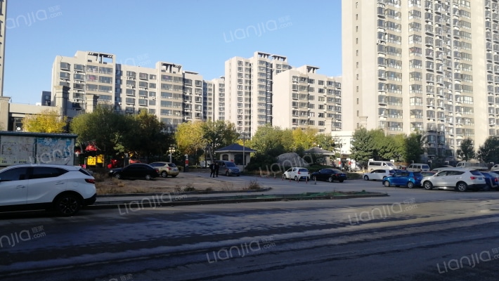 石家庄房产>石家庄小区>辛集市小区>达沃斯小镇住宅楼22人关注