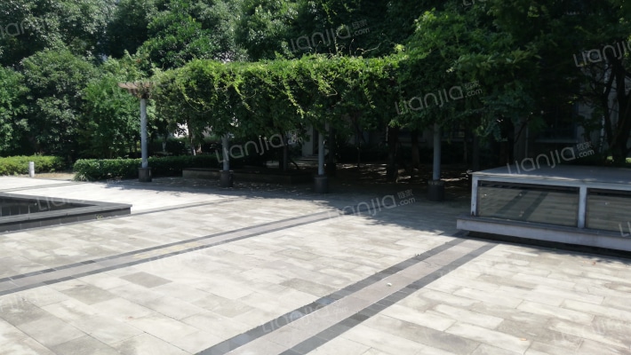 城市风景外景图