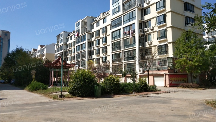 金馨苑花园外景图