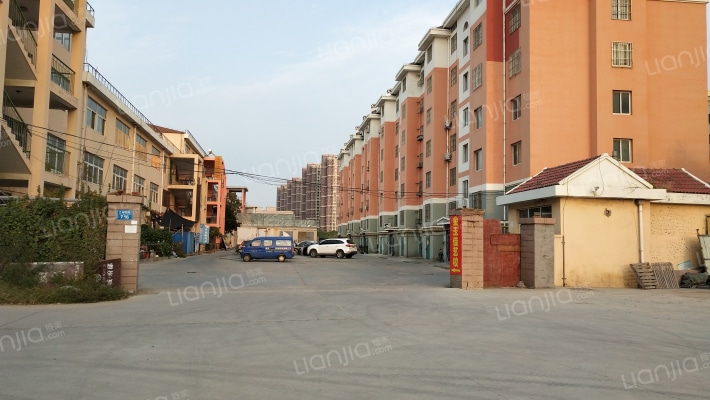 西宋新村小区外景图