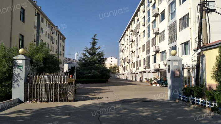 引黄济青宿舍楼外景图