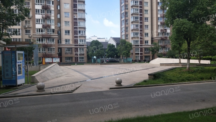 金都花苑西南区外景图