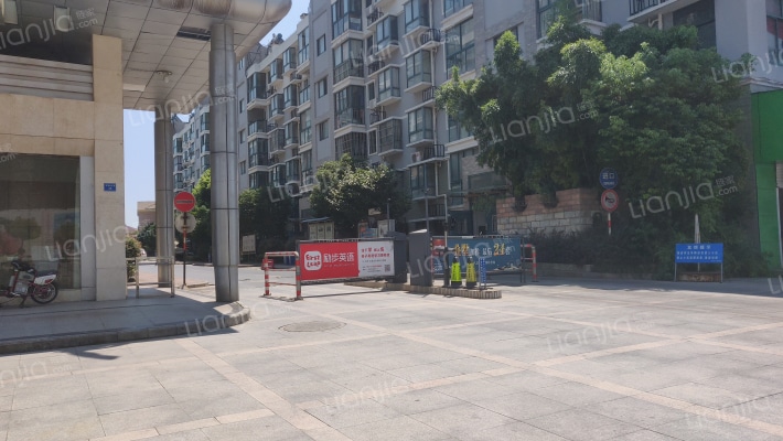 国际花园外景图