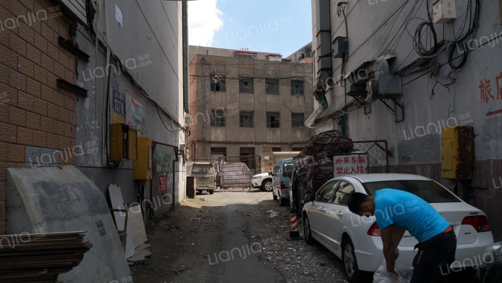 北头道街外景图