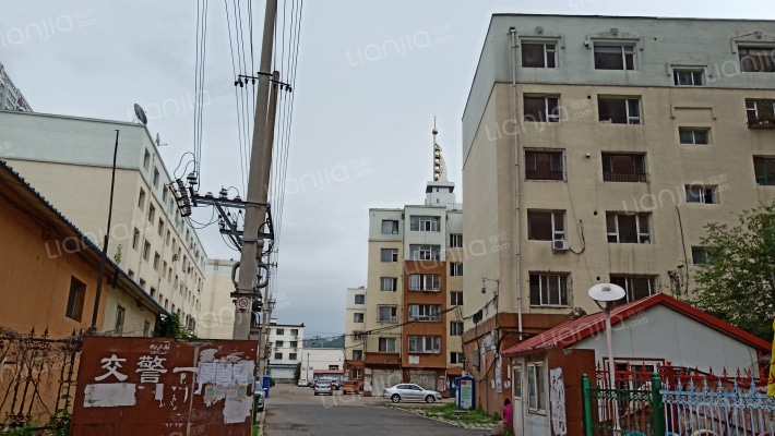 交警一区外景图