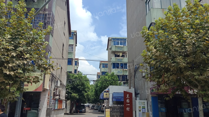 兰园一村外景图