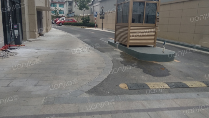 曙光中央广场外景图