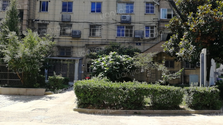 河东新村外景图