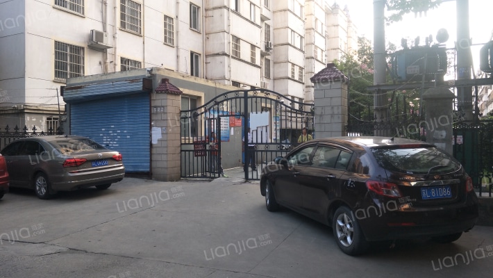 华南园中园外景图