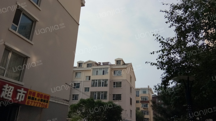 世纪嘉园外景图