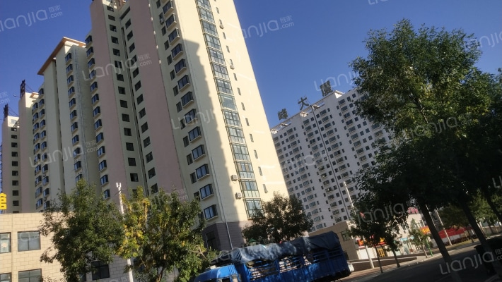 海府大厦外景图