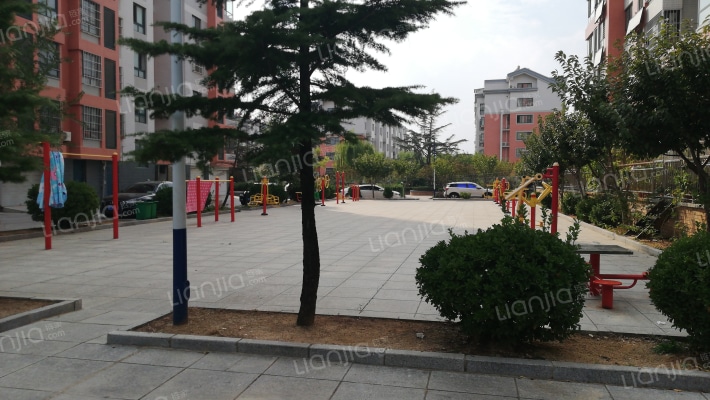 东晟花苑外景图