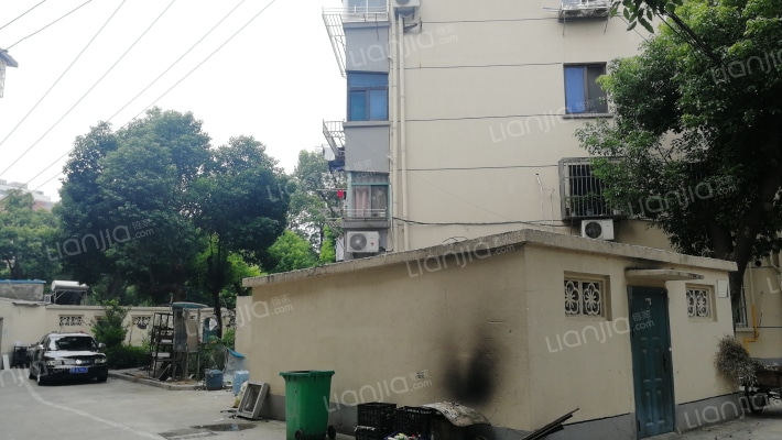 荣院宿舍外景图