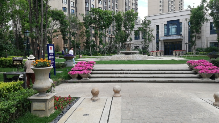 东鸿艺境外景图