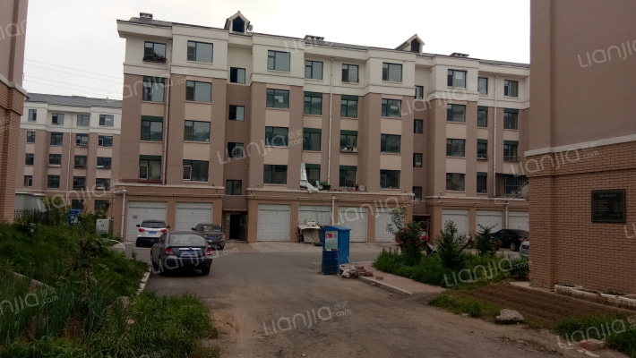 建华家园一区外景图