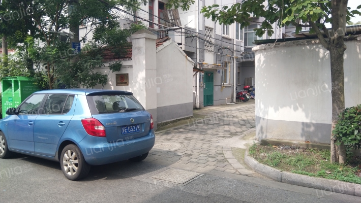 钟楼湾8号院外景图