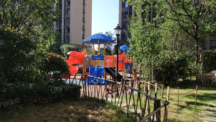 新城柏丽湾外景图