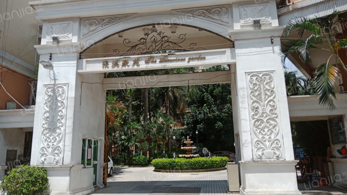 張溪豪苑外景图