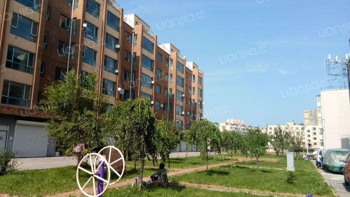 翰林苑小区外景图