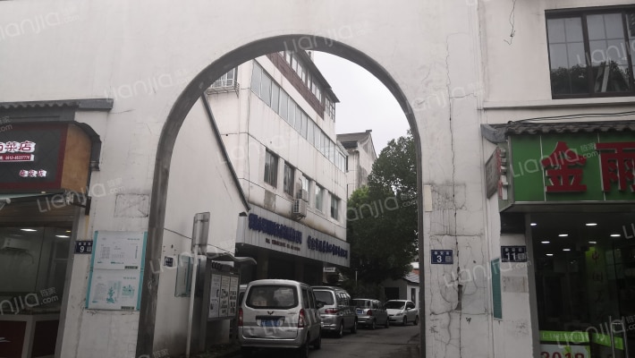 泰兴小区外景图