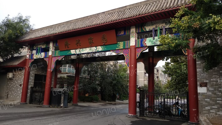 隆兴家园外景图